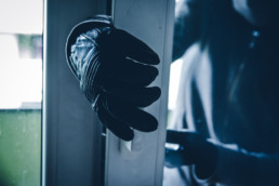 furto negozio come difendersi